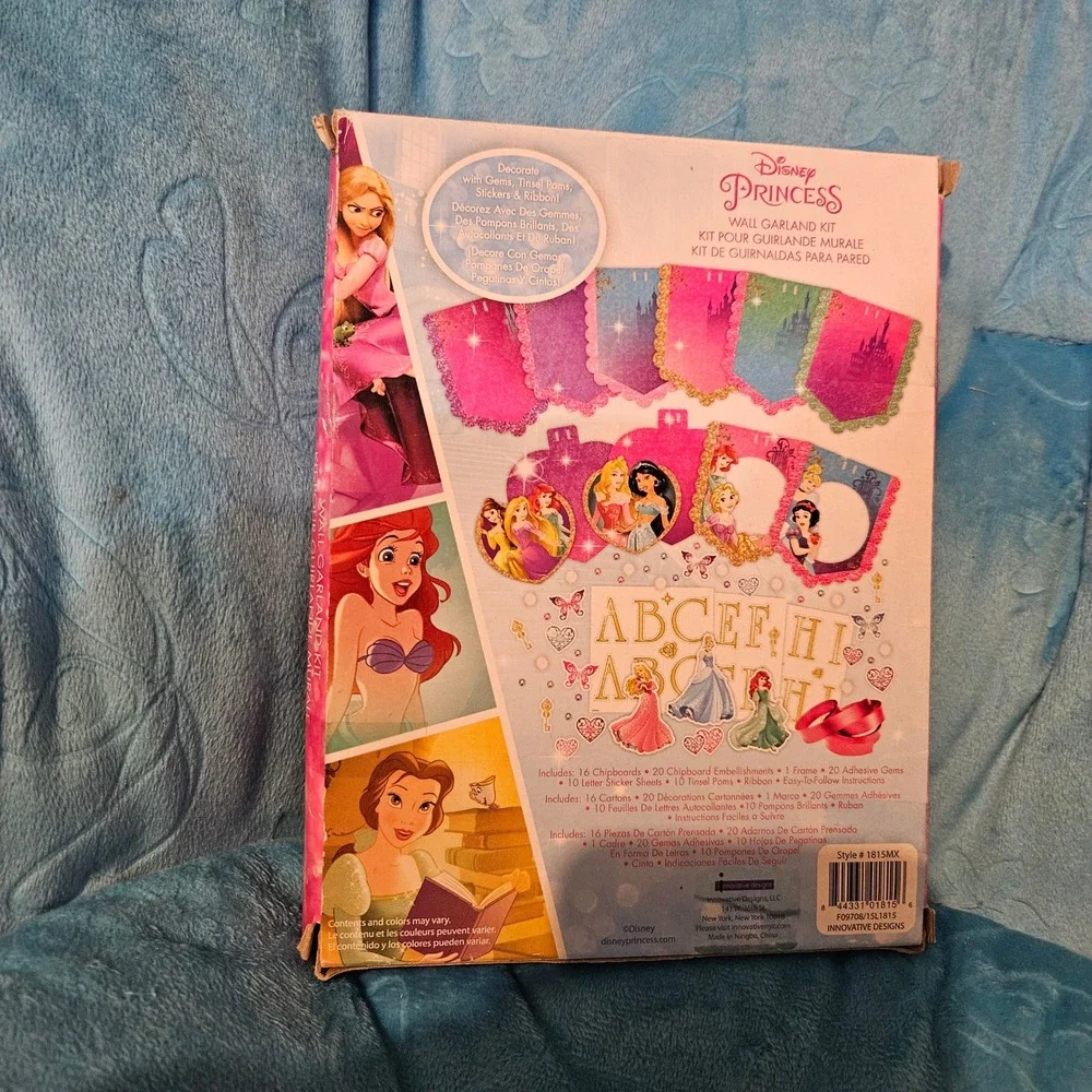 Disney Princess Wall Garland Banner Kit Over 75‎ Pieces Kids Party Decor